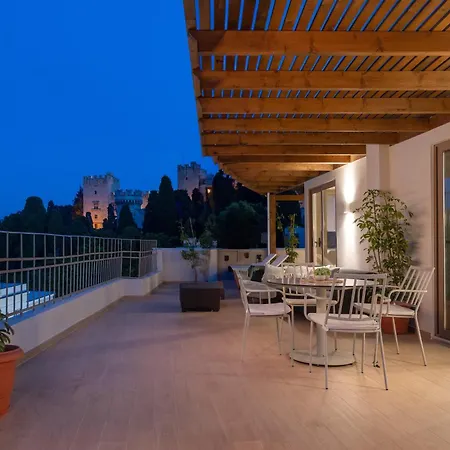 The 12th - Penthouse Appartement *